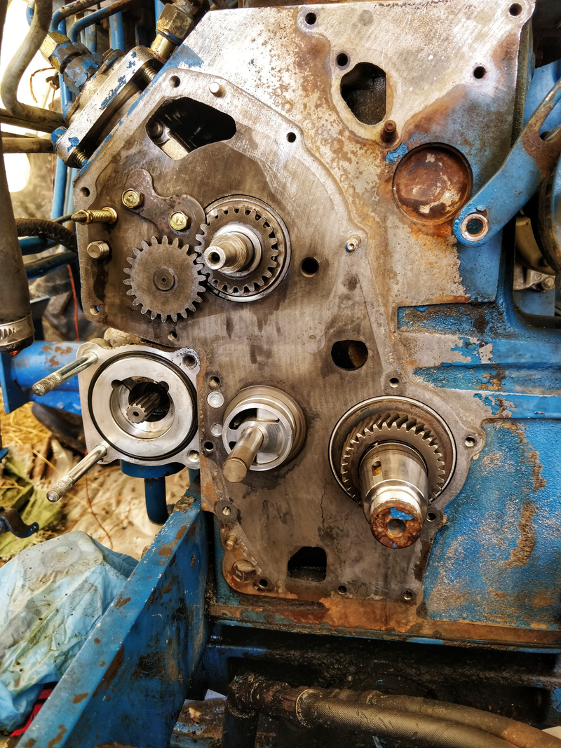 Got the block-side gasket surfaces cleaned up...